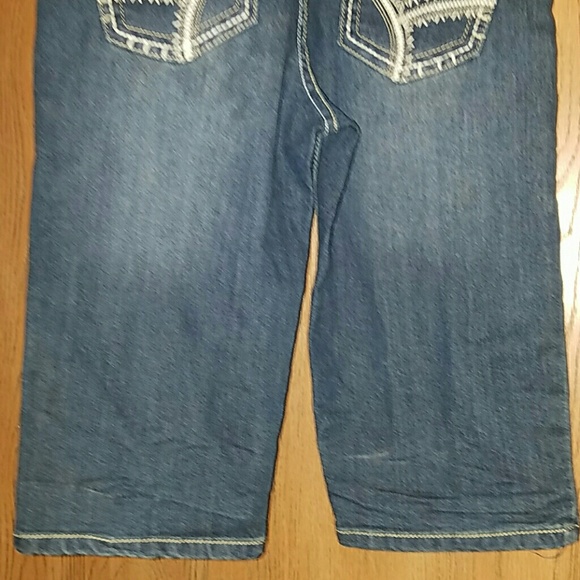 BellaVida maternity shorts - Picture 6 of 7